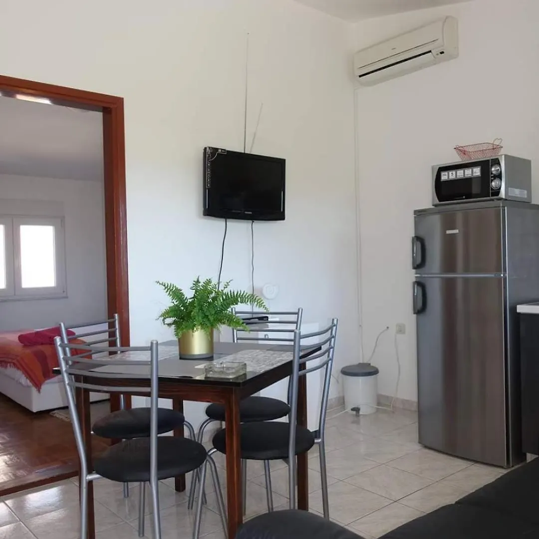 Apartmani Nevenka Zaton  0*, Zaton (Zadar)